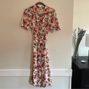 BELTED SEZANE SHORT SLEVE DRESS WITH LAPELS